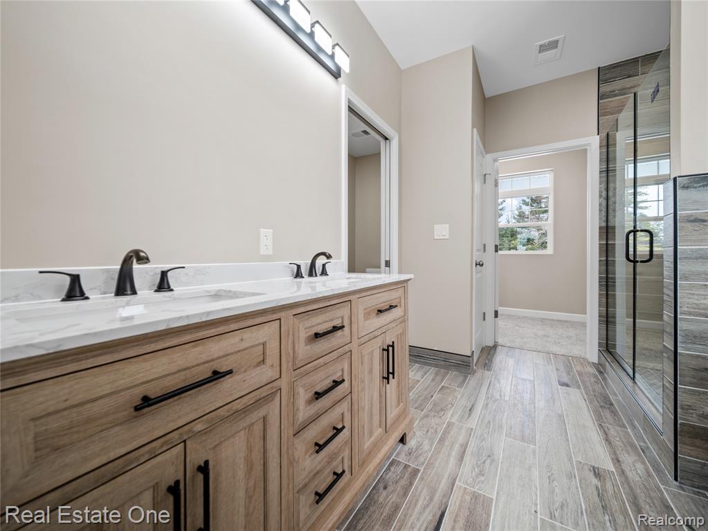 8527 Mystic Pines Court, Pinckney, MI 48169 — Photo 17