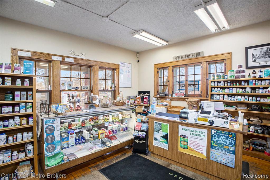 809 Church Street, Flint, MI 48502 — Photo 8