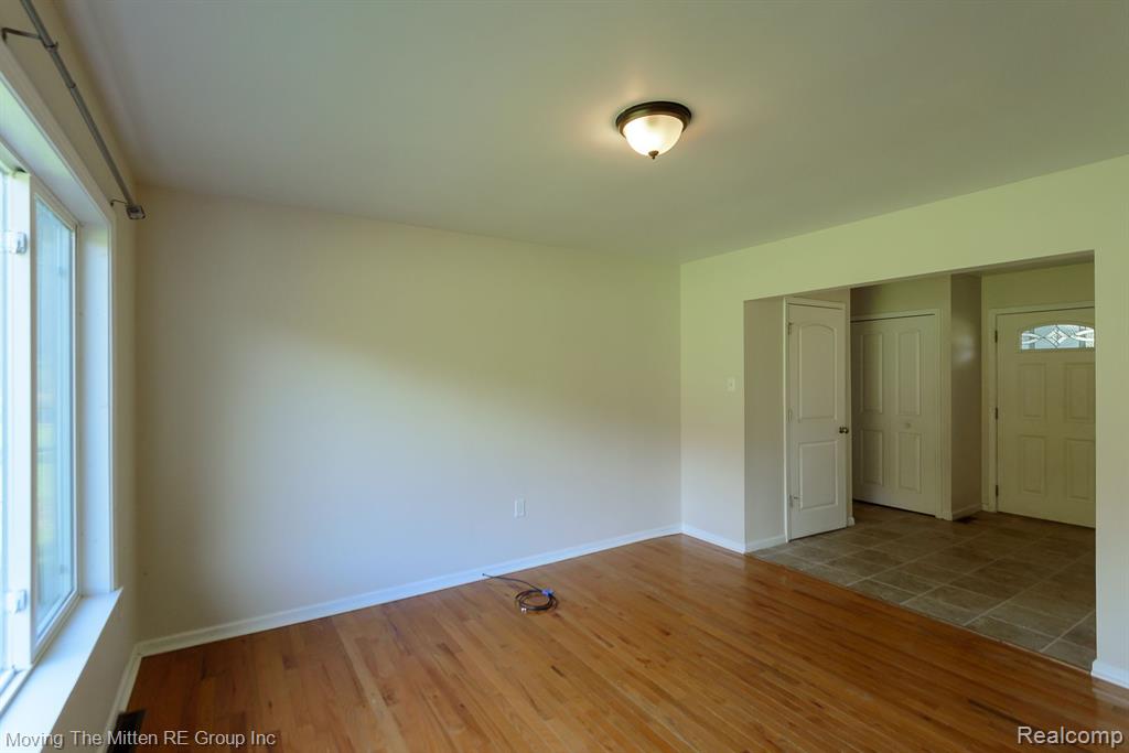 43654 CROWLEY Road, Van Buren, MI 48111 — Photo 8