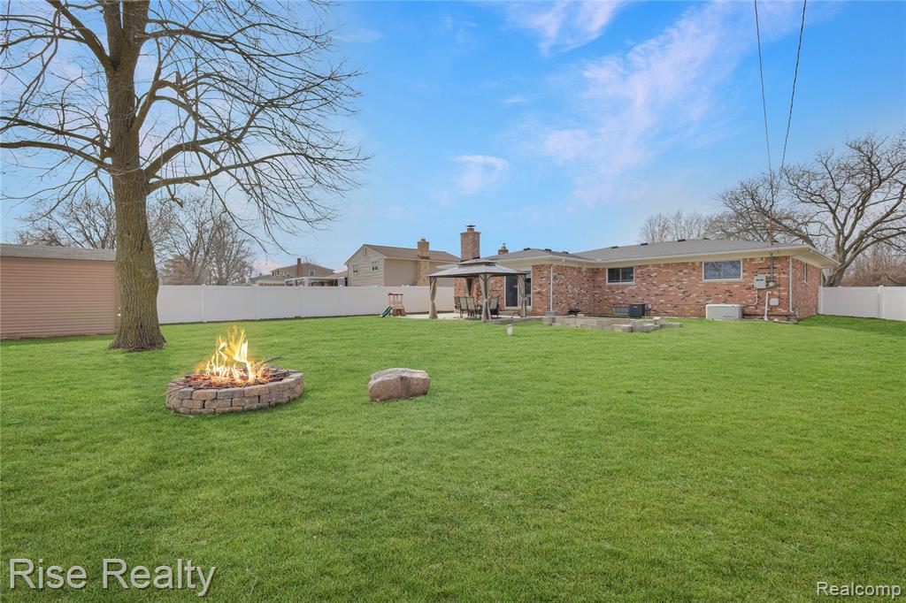 5407 Fairview Drive, Grand Blanc, MI 48439 — Photo 34
