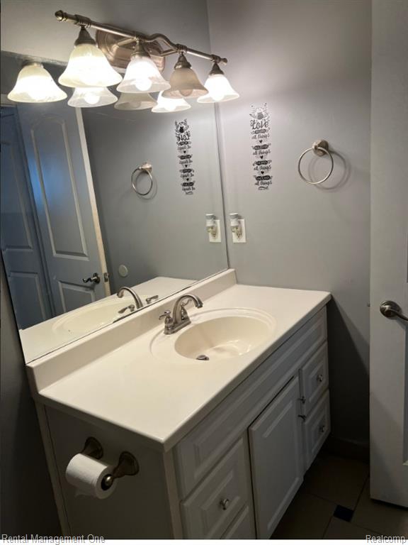 7610 Woodview Drive, Westland, MI — Photo 12