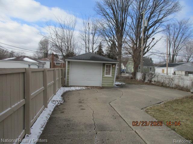 7633 Faust Avenue, Detroit, MI 48228 — Photo 4