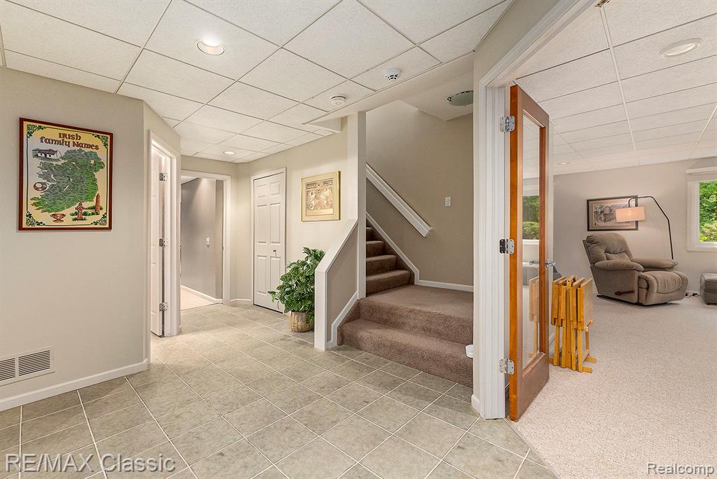 40515 Paisley Circle, Novi, MI 48377 — Photo 28