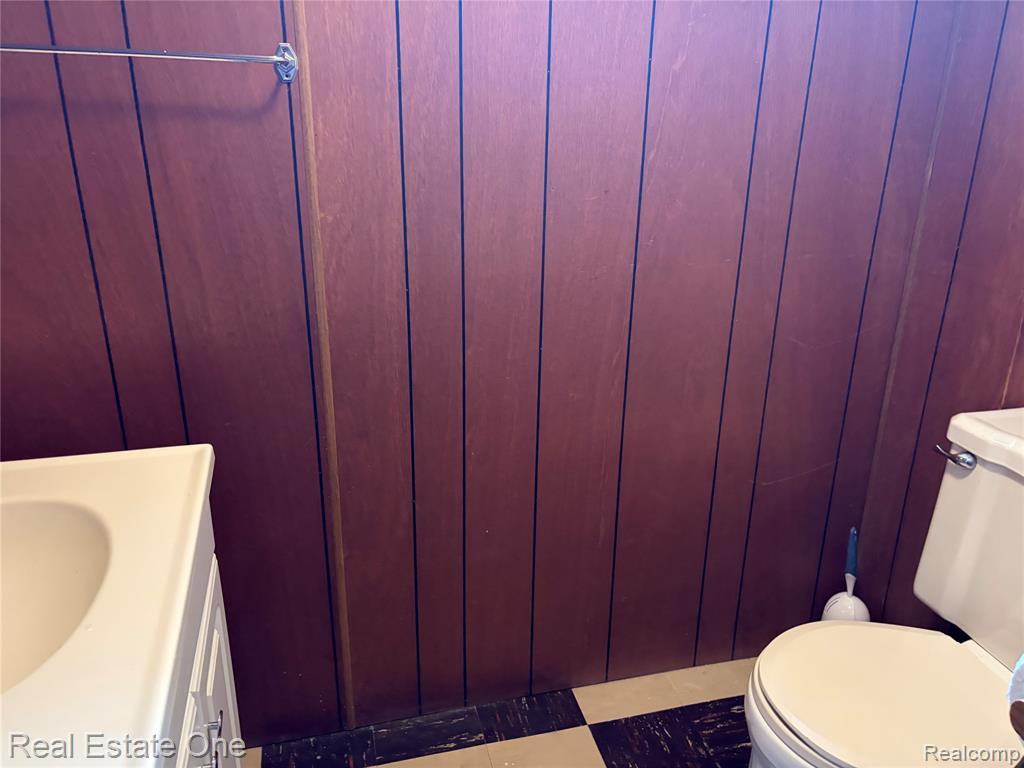 8318 Stanley Drive, Warren, MI 48093 — Photo 18