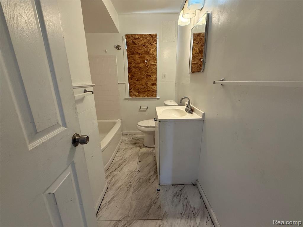 8864 Heyden Street, Detroit, MI 48228 — Photo 7