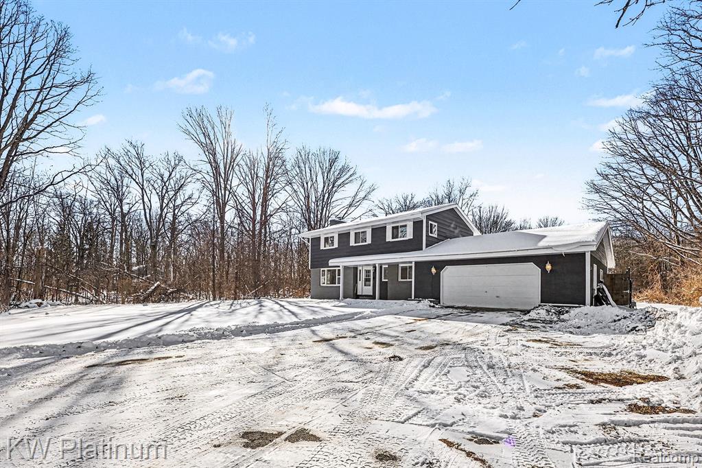 3975 Wadhams Road, Clyde, MI 48049 — Photo 4