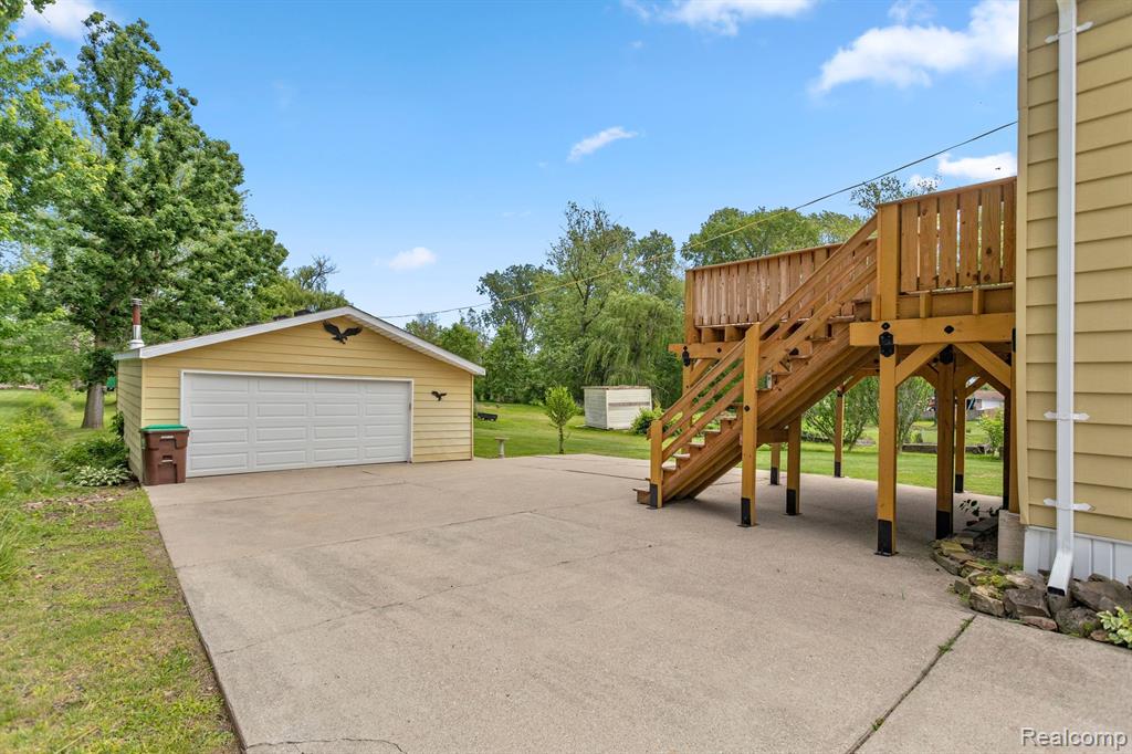 7215 S HURON RIVER Drive, South Rockwood, MI — Photo 32