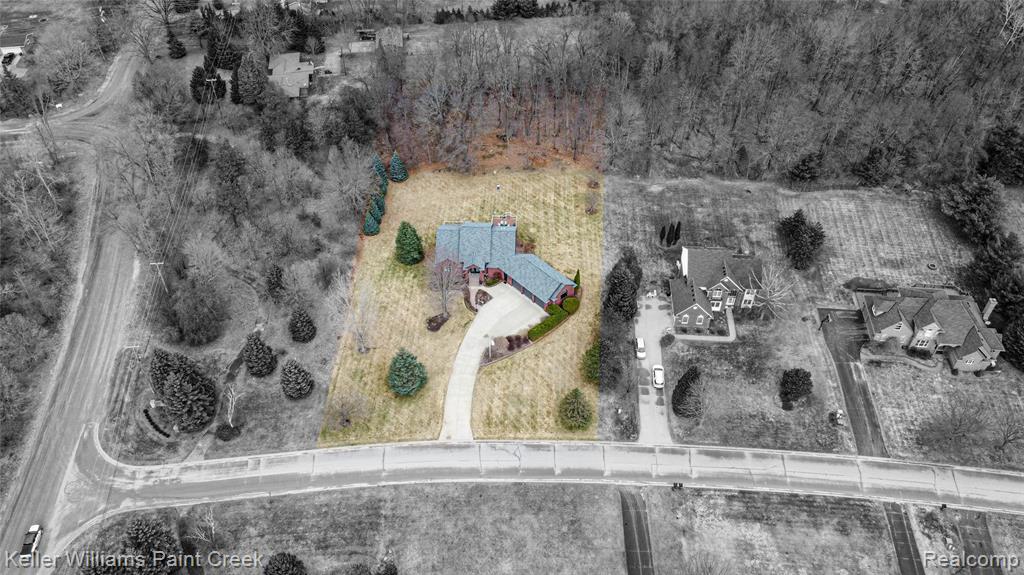 4998 Menominee Lane, Clarkston, MI 48348 — Photo 7