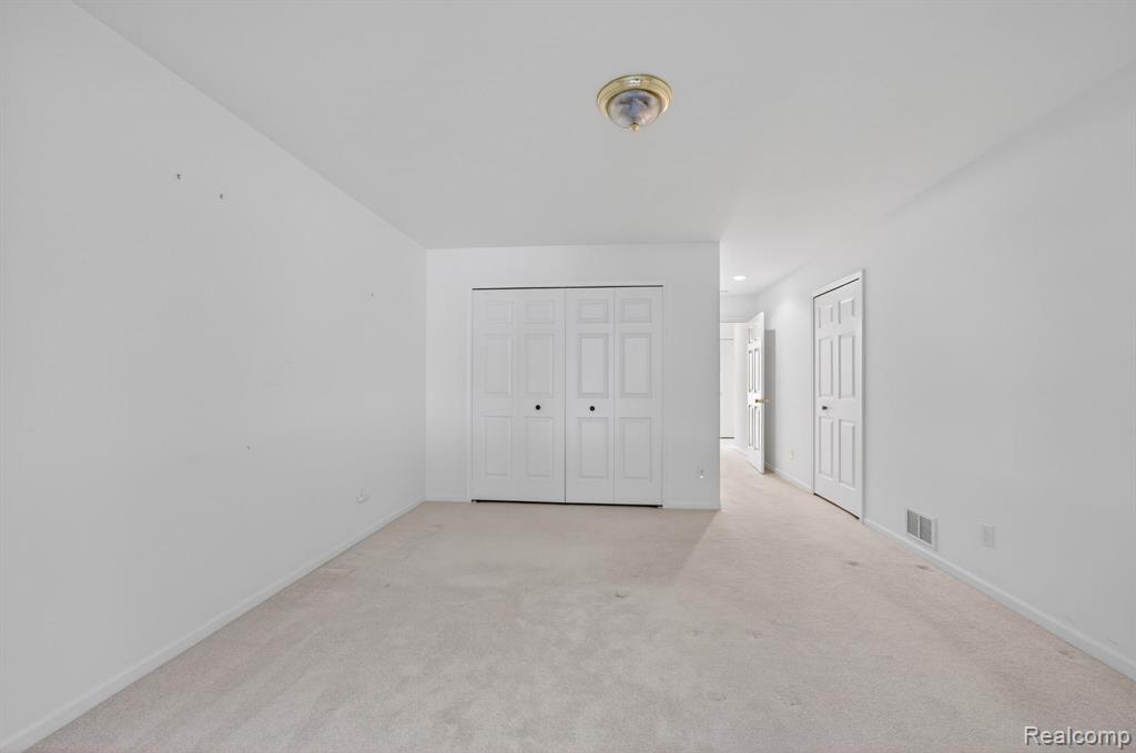 100 Aberdeen Drive, 36, Flushing, MI 48433 — Photo 38