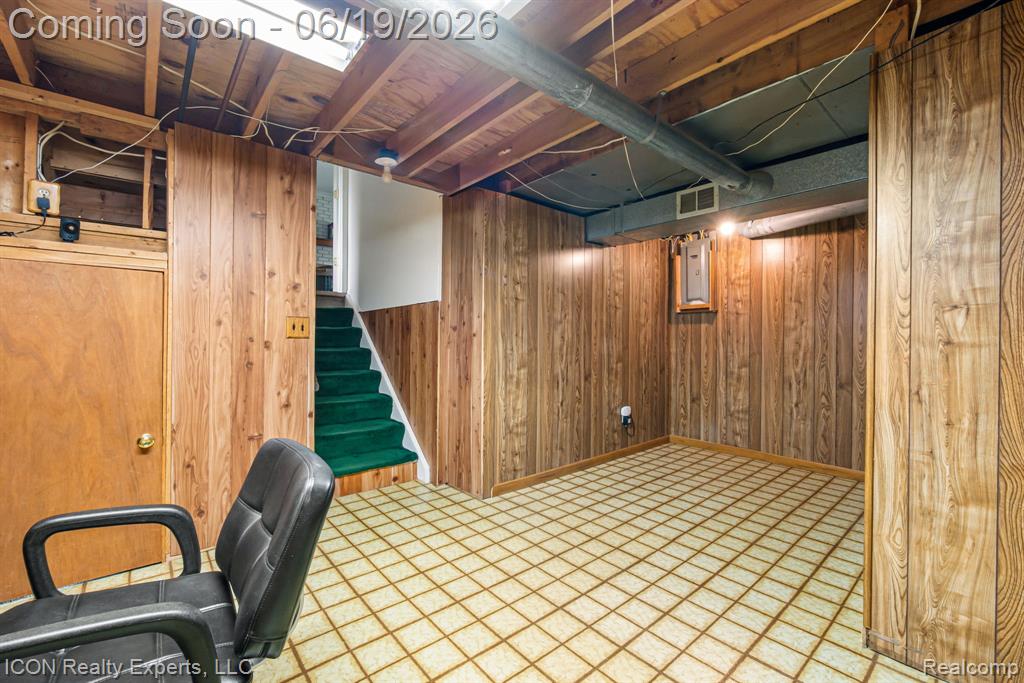 39738 Day Drive E, Clinton Twp, MI 48038 — Photo 38