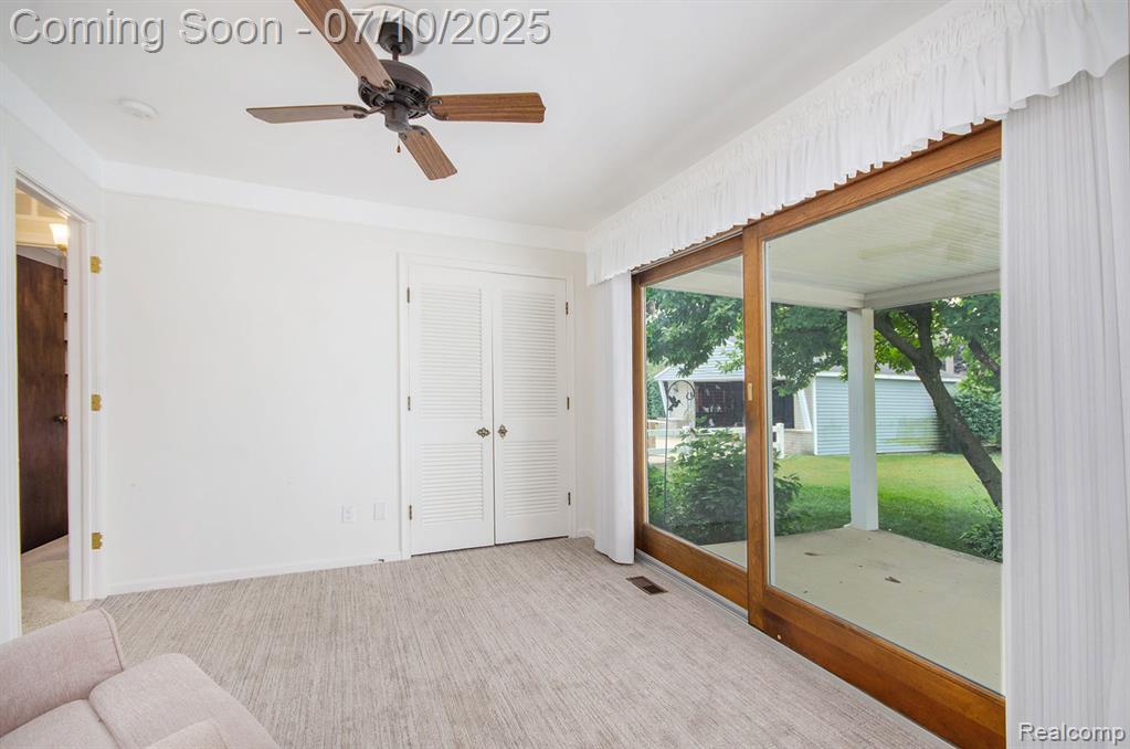 6147 Dwight Street, Dearborn Heights, MI 48127 — Photo 7