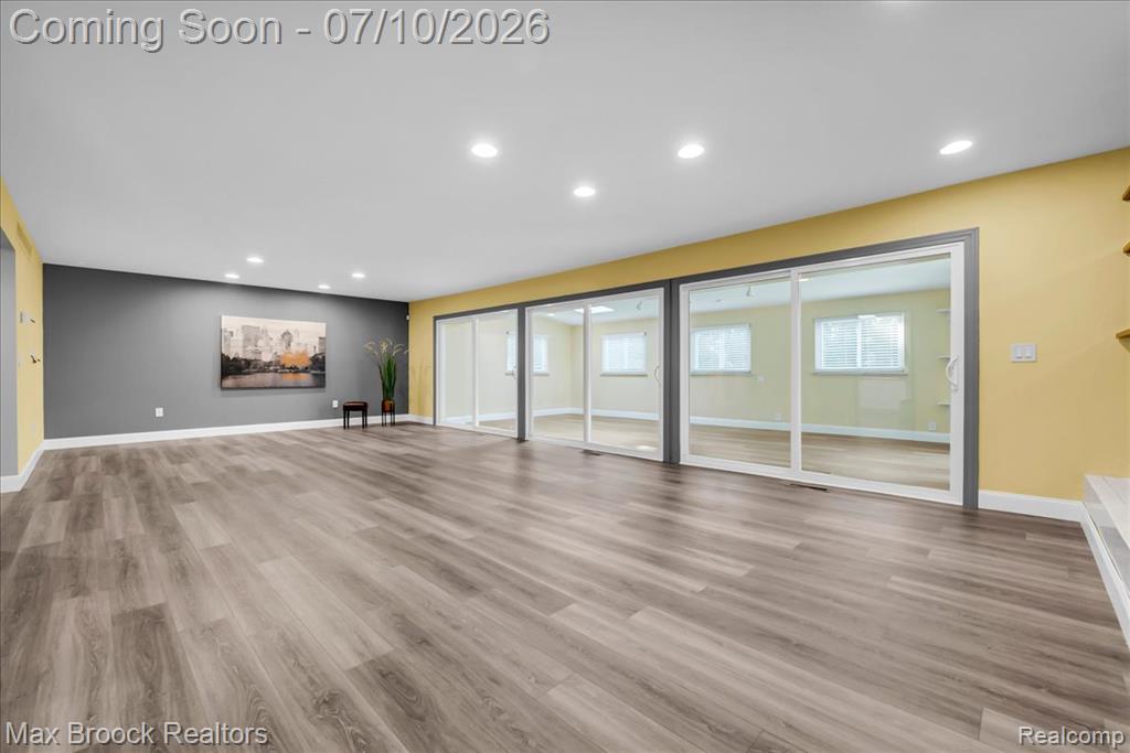 5229 Simpson Lake Road, West Bloomfield, MI 48323 — Photo 11