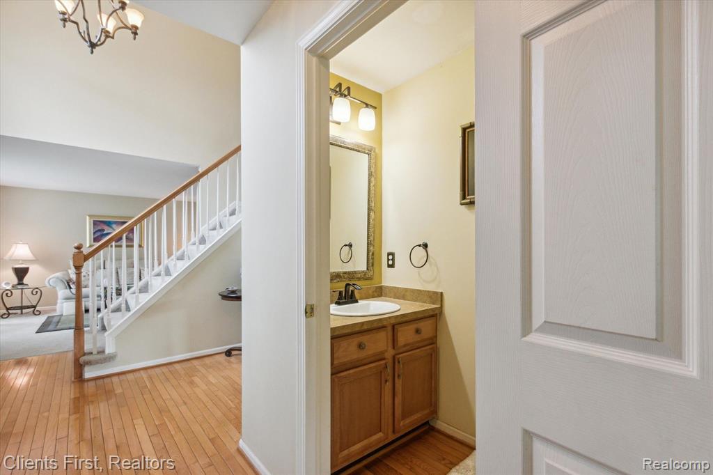 43872 N TIMBERVIEW Drive, Belleville, MI 48111 — Photo 21