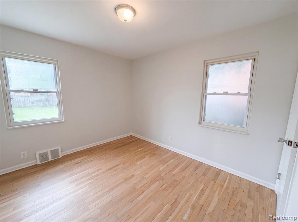 8069 Beaverland, Redford, MI 48239 — Photo 4