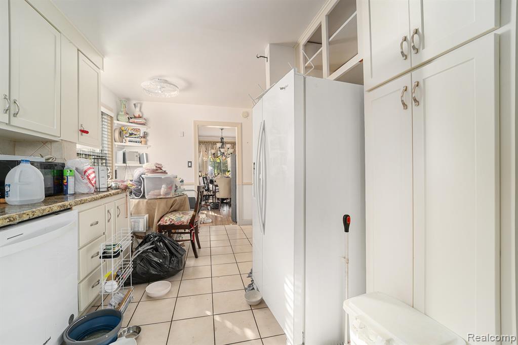 2548 Woodstock Drive, Detroit, MI 48203 — Photo 7