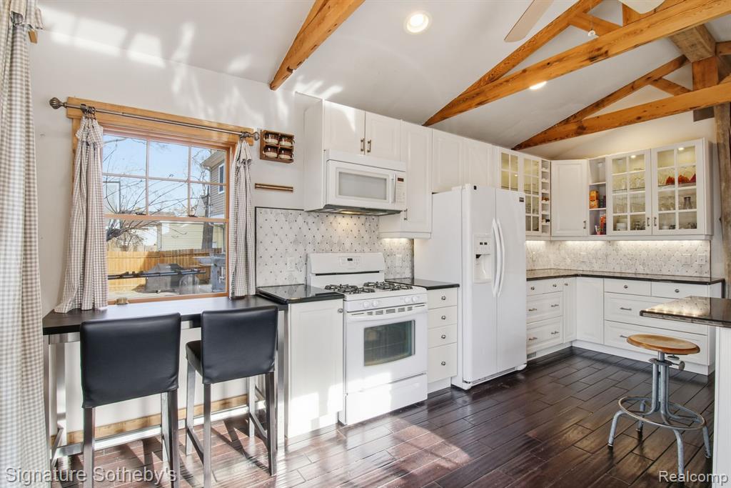 923 N Center Street, Royal Oak, MI 48067 — Photo 12