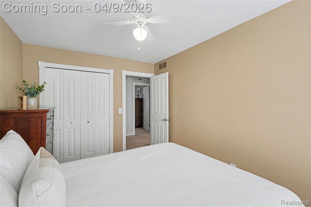 7222 Calkins Road, Flint, MI 48532 — Photo 12