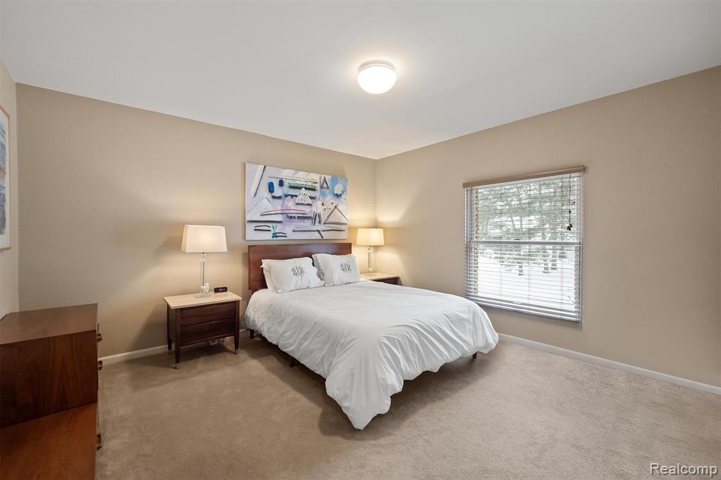 6018 Glen Eagles Drive, West Bloomfield, MI 48323 — Photo 28