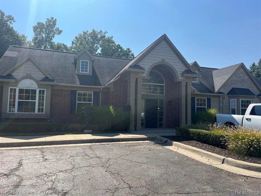 47655 Pembroke Drive, Canton, MI 48188 — Photo 22