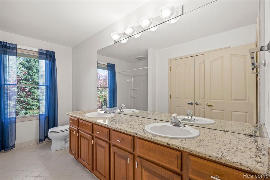 433 TORRINGTON Drive W, Canton, MI 48188 — Photo 31