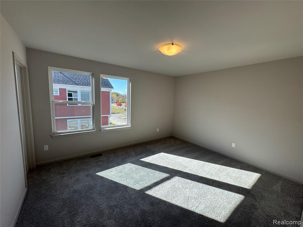 56054 Madison Lane, New Hudson, MI 48165 — Photo 34