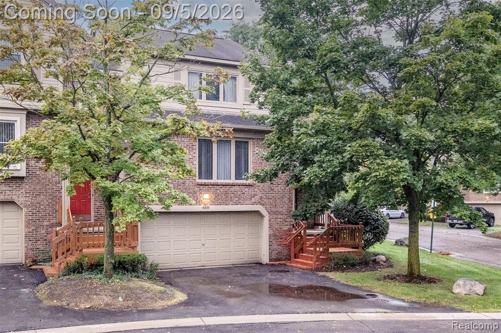 6333 Aspen Ridge Boulevard, West Bloomfield, MI