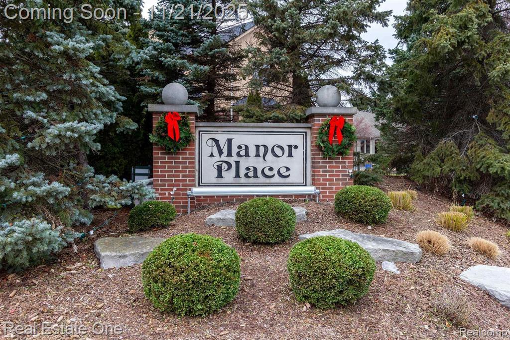 48082 Prestwyck Drive, Macomb, MI 48044 — Photo 37
