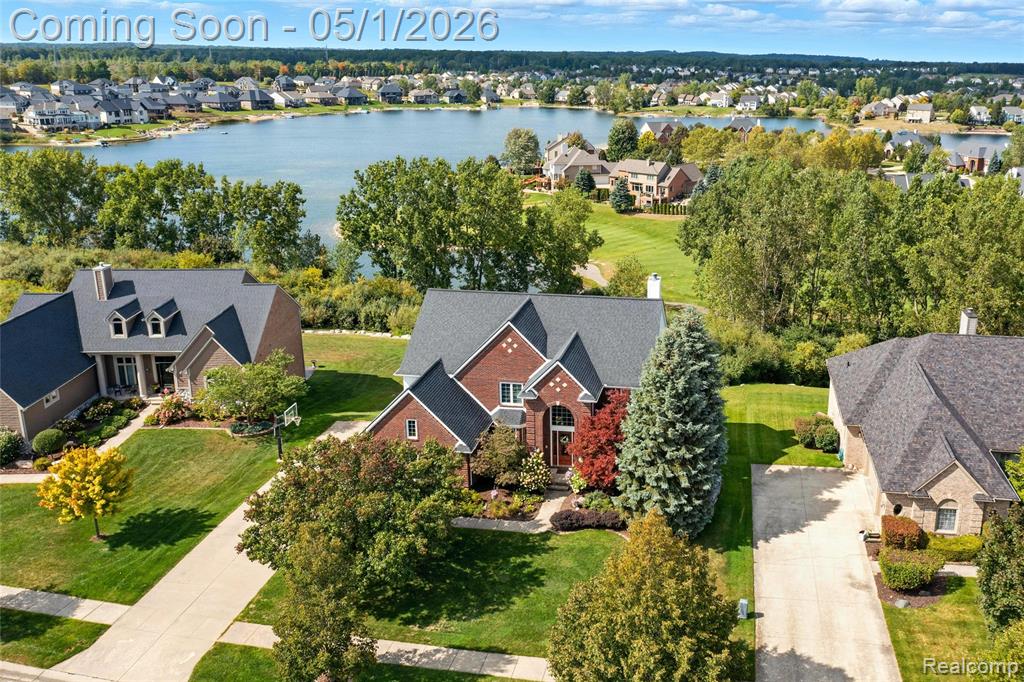 656 Overlook Drive, Oxford, MI 48371 — front exterior