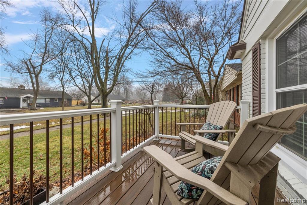 16244 Lauderdale Avenue, Beverly Hills, MI 48025 — Photo 4