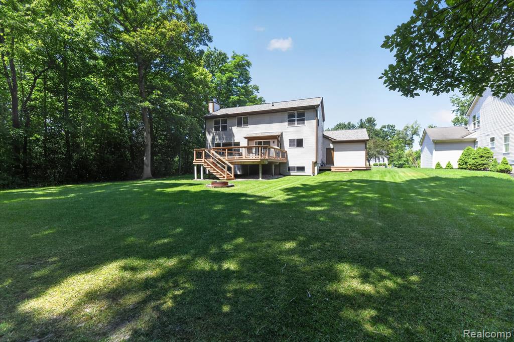 2445 Lorraina Lane, Hartland, MI 48353 — Photo 38