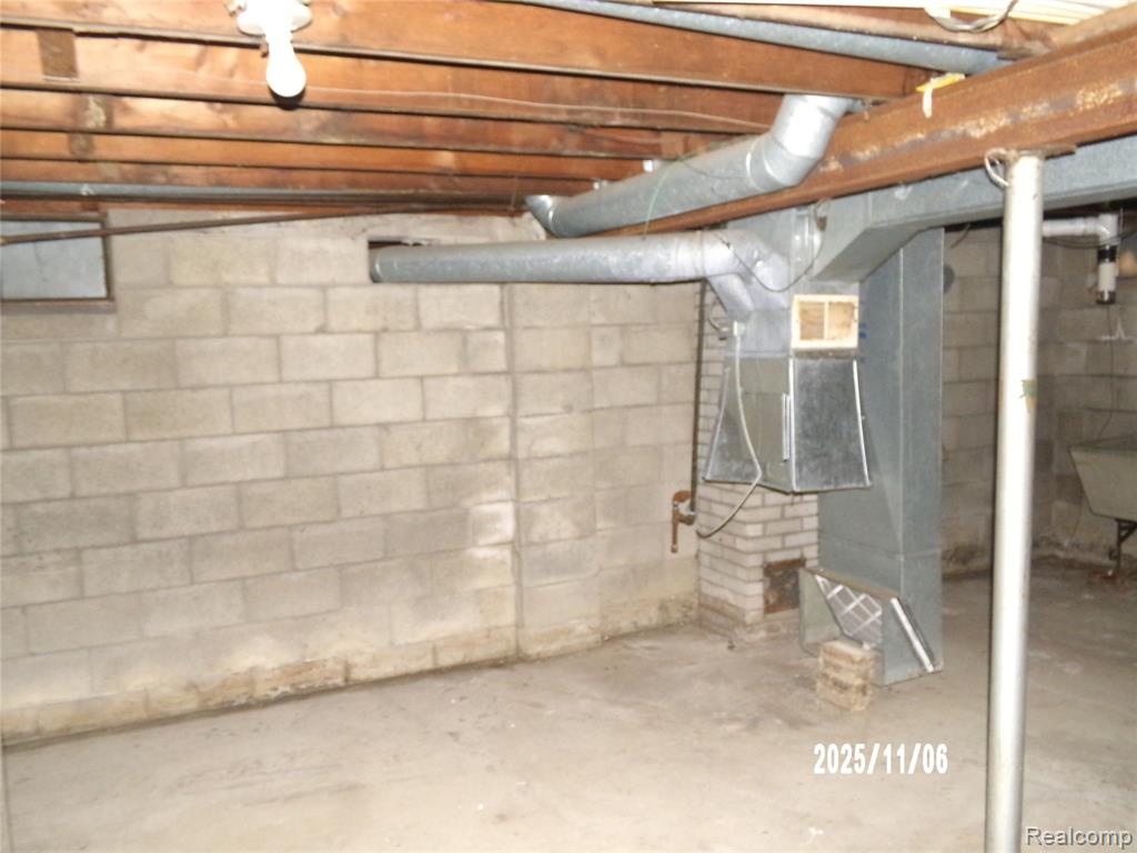 420 Pingree Avenue, Flint, MI 48503 — Photo 15