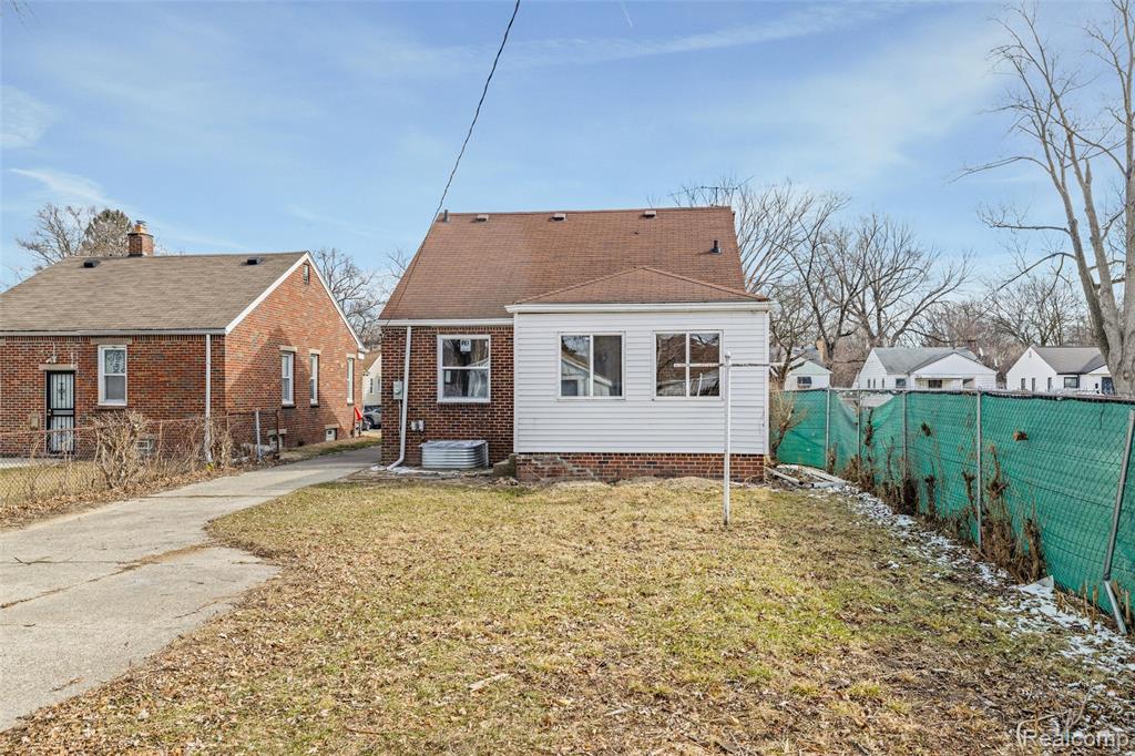 18477 Prevost Street, Detroit, MI 48235 — Photo 33