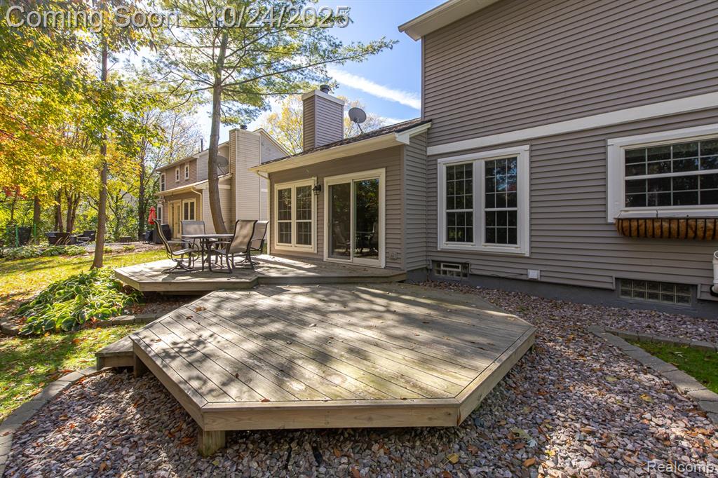 6244 Lake Waldon Court, Clarkston, MI — Photo 33