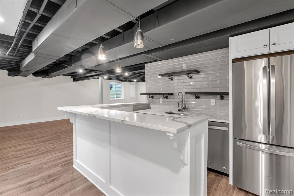 423 Woodlawn Ave, Royal Oak, MI 48073 — Photo 30