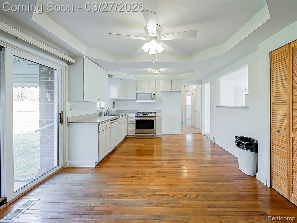 29277 Merrick Avenue, Warren, MI 48092 — Photo 7