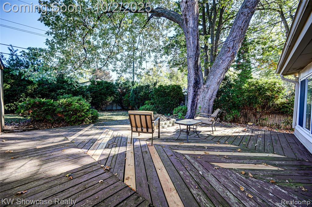 5596 Eldridge Drive, Waterford, MI 48327 — Photo 41