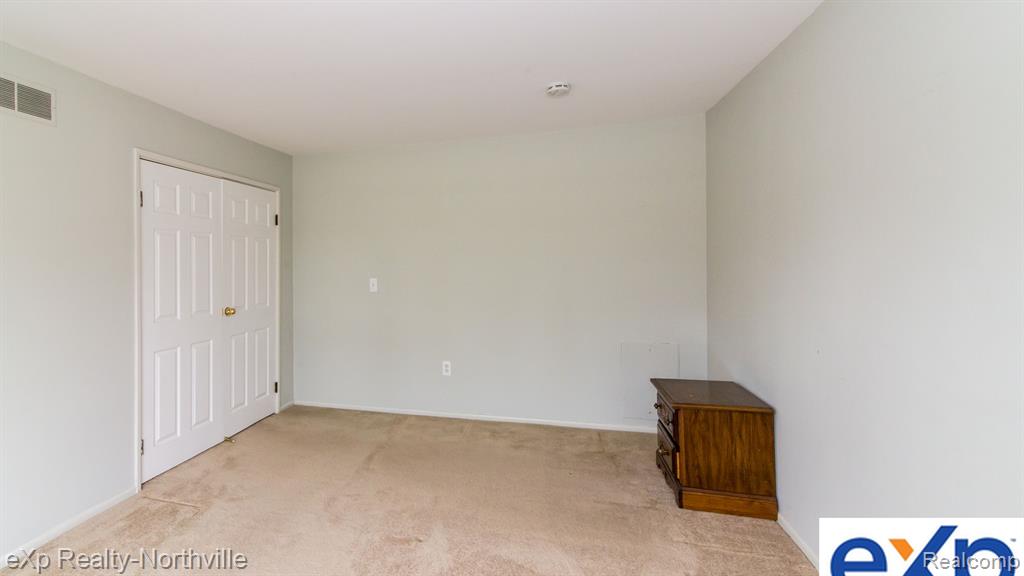 22845 RENFORD Street, Novi, MI — Photo 16