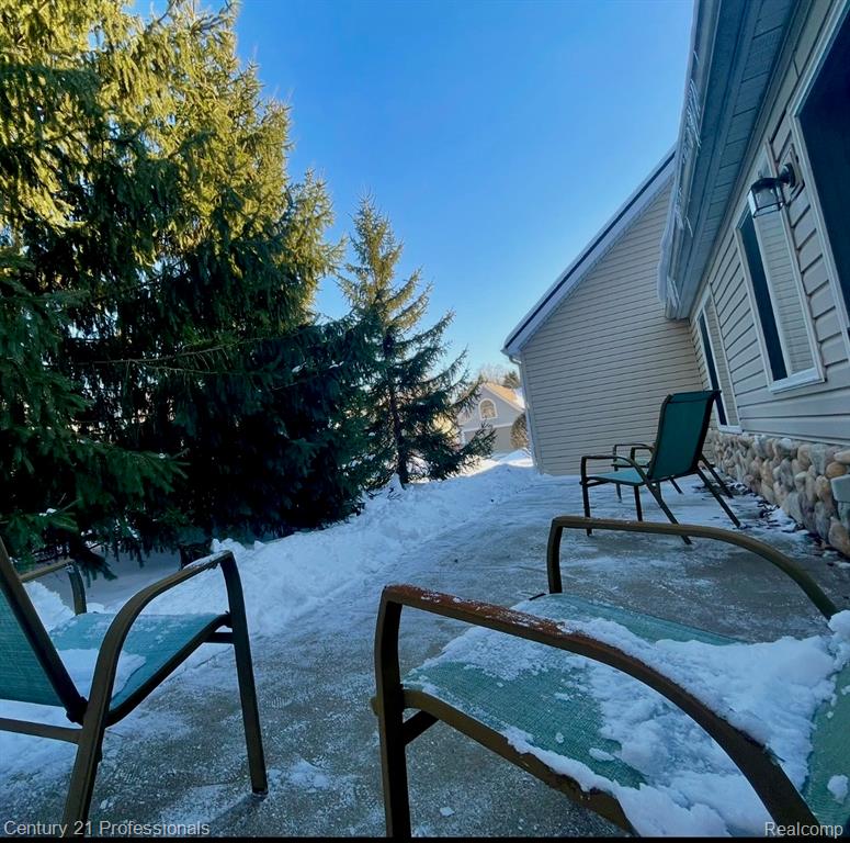 5046 Clintonville Pines Drive, 13, Clarkston, MI — Photo 12