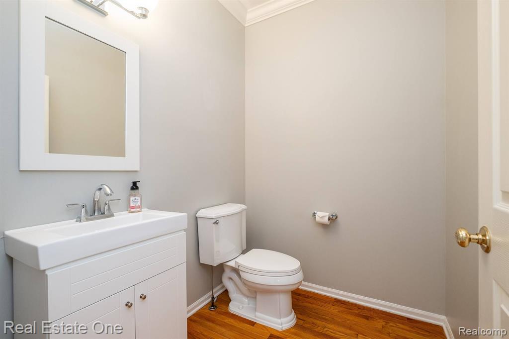 1092 CHESTNUT Lane, South Lyon, MI 48178 — Photo 26