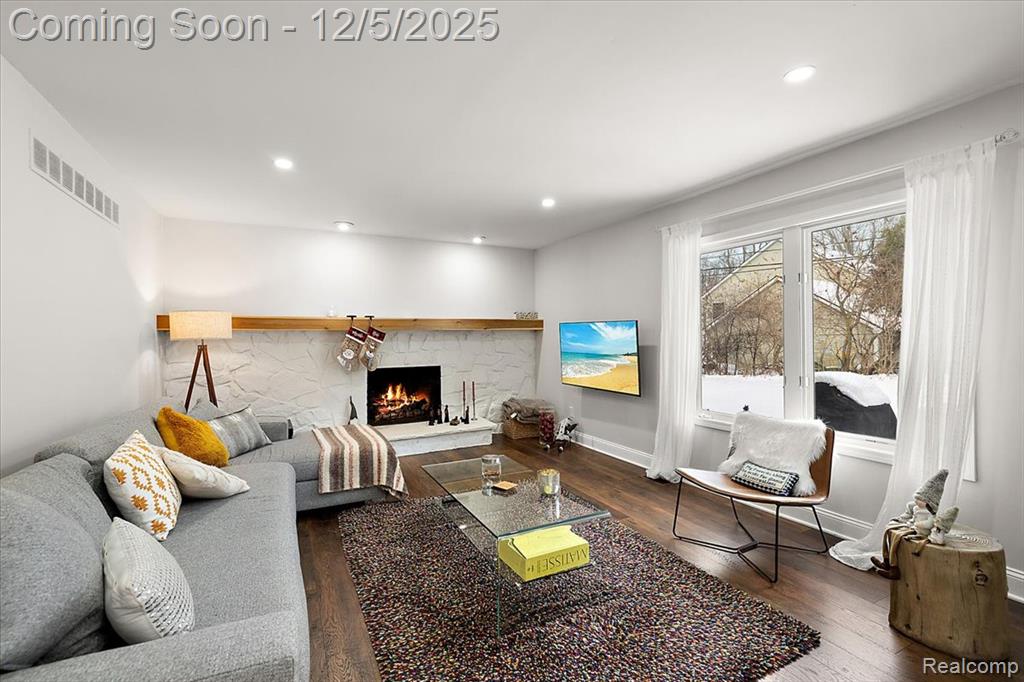 21622 Riverview Drive, Beverly Hills, MI 48025 — Photo 15
