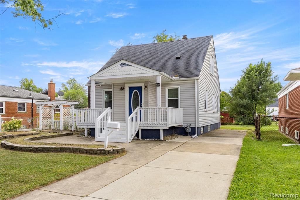 7139 Centralia Street, Dearborn Heights, MI 48127 — front exterior