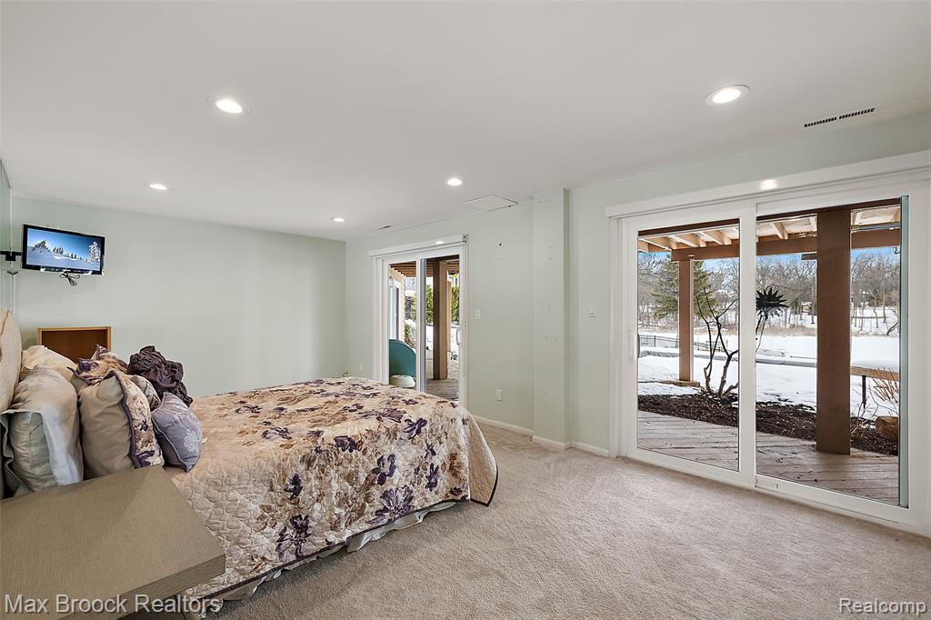 2797 Orchard Place, Orchard Lake Village, MI 48324 — Photo 21