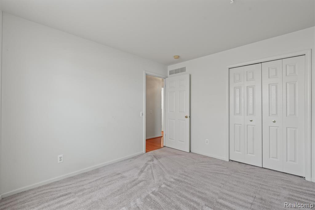 6291 Creekside Circle, Ypsilanti, MI 48197 — Photo 24