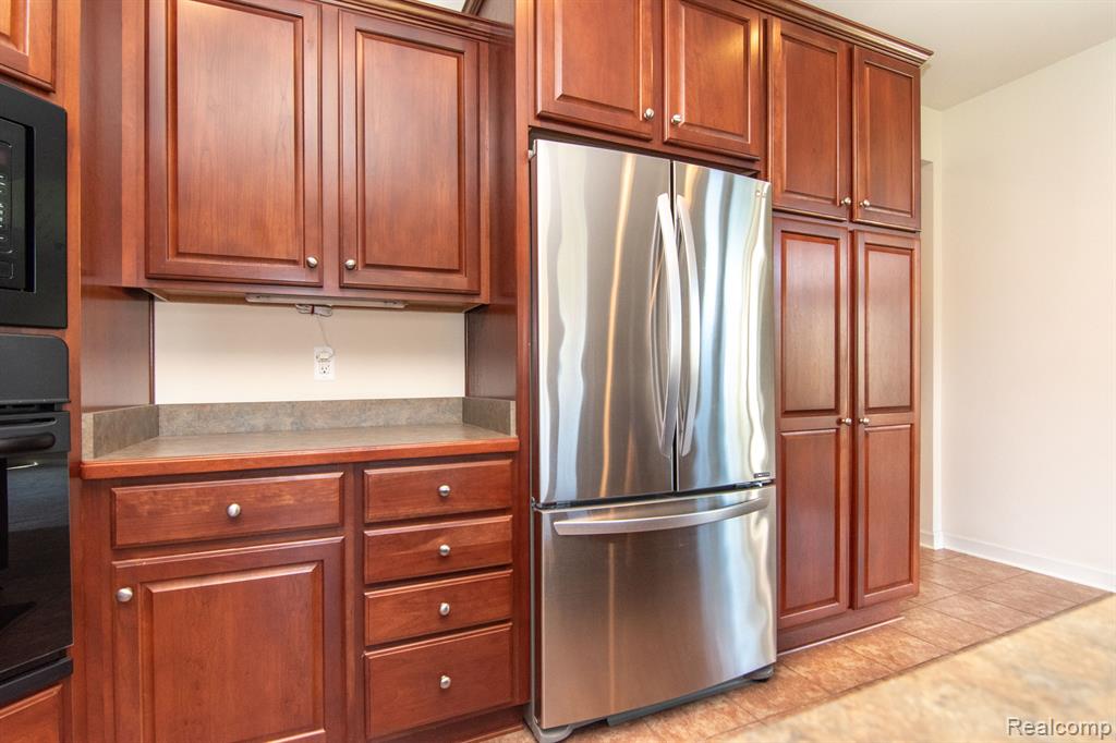 2481 ANDREW THOMAS Trail, Ann Arbor, MI 48103 — Photo 19