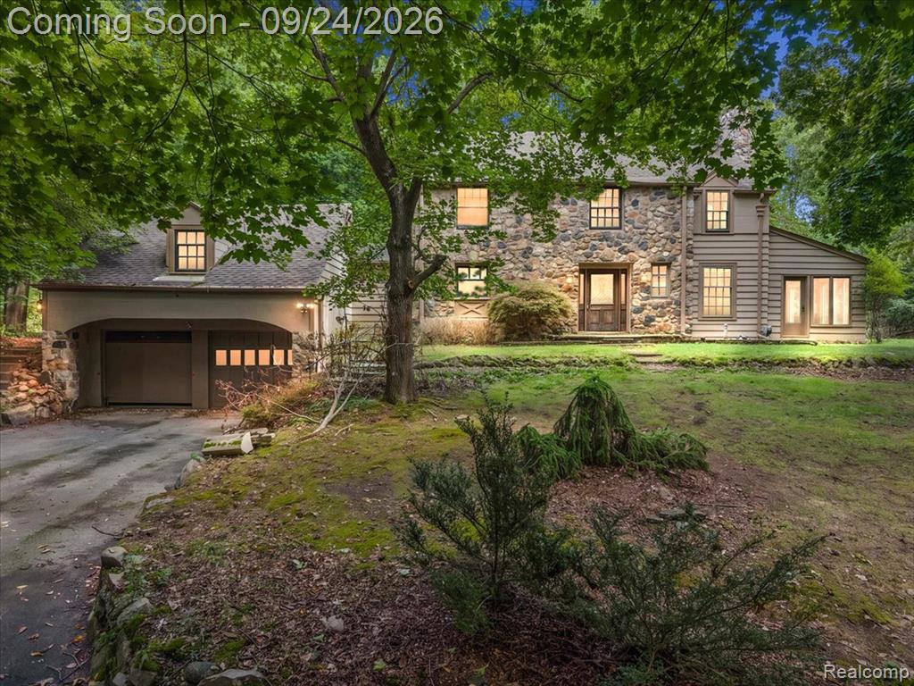 32820 Whatley Road, Franklin, MI 48025