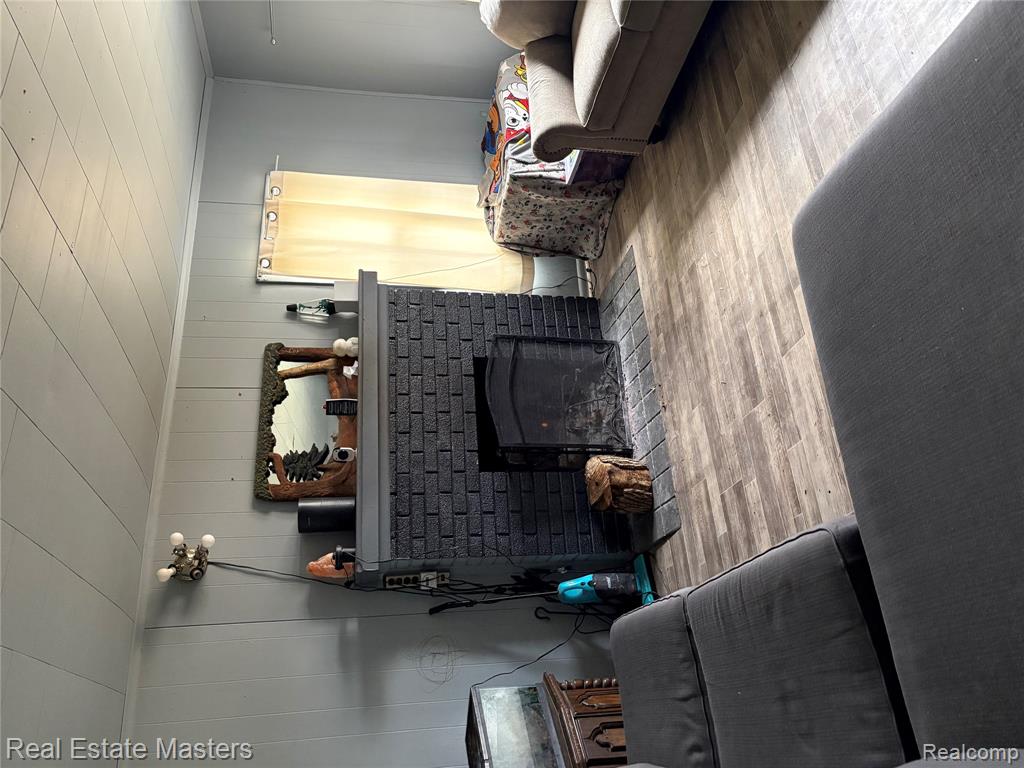 7627 Lapeer Road, Wales, MI — Photo 4