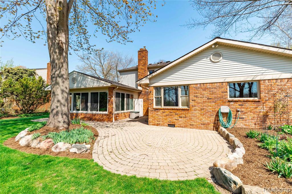 7611 Ferry Road, Grosse Ile, MI 48138 — Photo 3