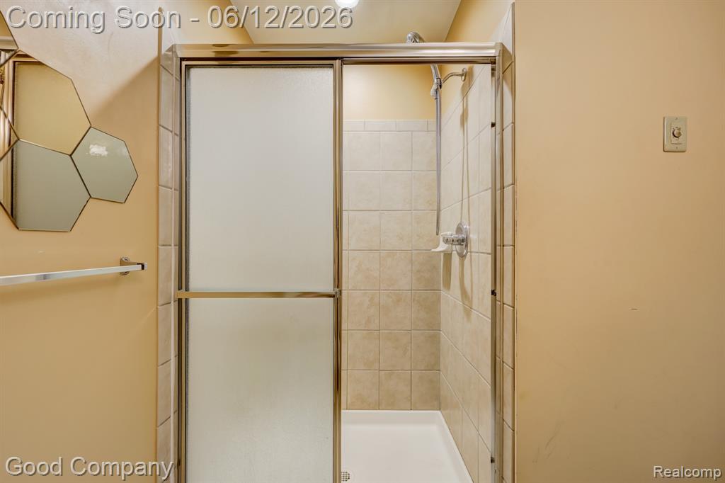 29941 Fox Run Circle, Warren, MI 48092 — Photo 26