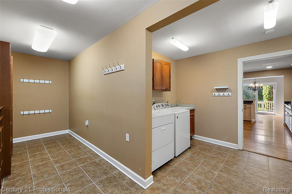 4013 Ardsley Court, Clarkston, MI 48348 — Photo 39