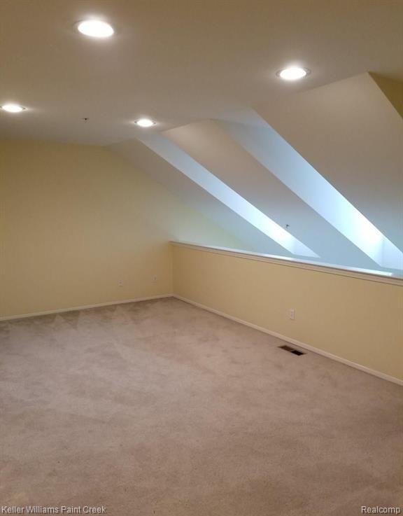 230 PARK GREEN Drive, Lake Orion, MI 48362 — Photo 12